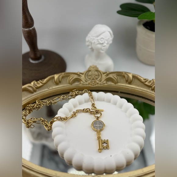 Anthropologie Gold Stainless Steel Key Pendant Necklace ✨ - Picture 6 of 11